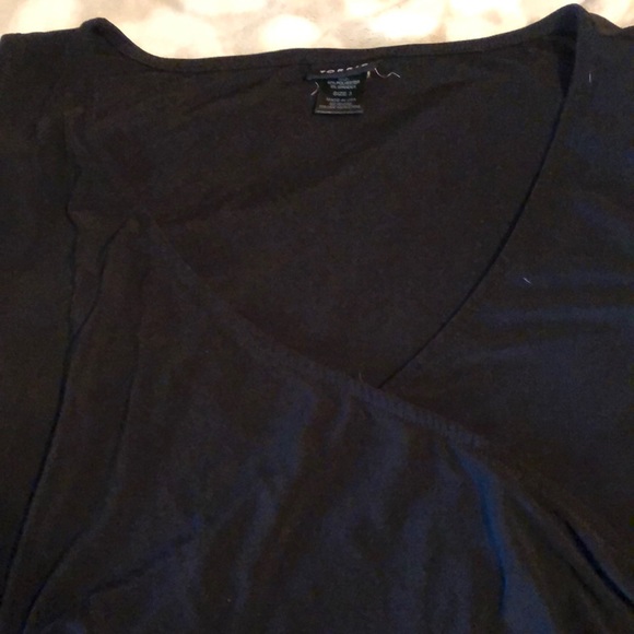 Top - Picture 3 of 3